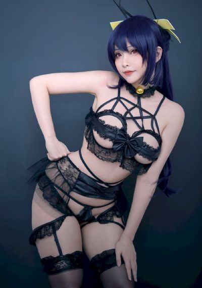M男跪下喝s女王尿_1080P电影在线看