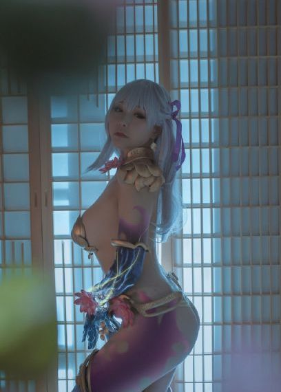 亚洲制服丝袜日韩熟女中文_1080P电影完整版在线观看