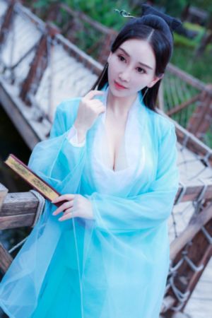 人人艹人人看超碰_BD韩语电影在线看