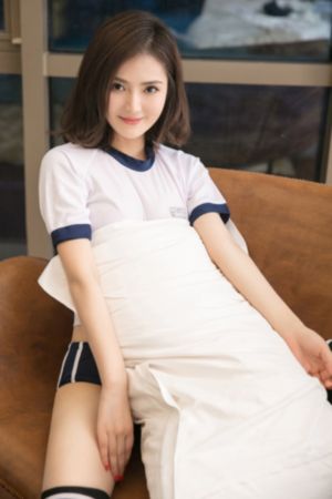 亲嘴扒胸激烈视频_BD国语超清免费观看