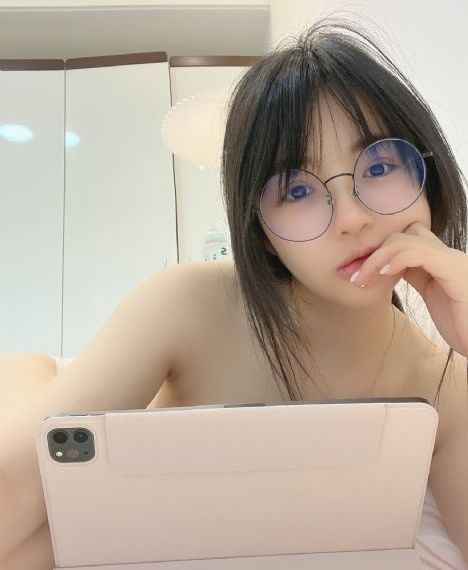 欧美自拍三区_神马影院