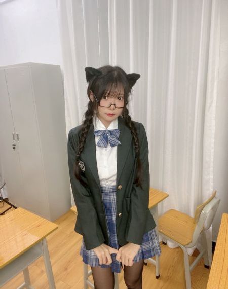 国产视频一区二区亚洲综合一区_1080电影在线看