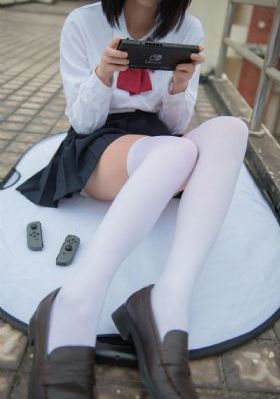 欧美裸体极品少妇_高清点播免费观看最新