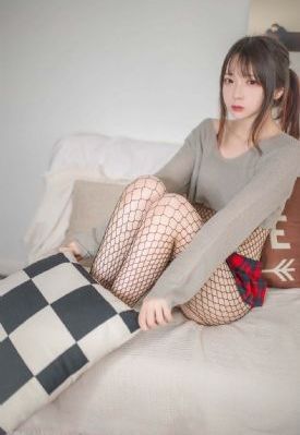 男女一边摸一边脱一边脱的视频_1080P电影完整版在线观看