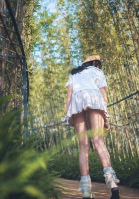v片在线看_720全集免费播放