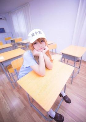 中文字幕亚洲美国老胖女人的大黑比_BD英语高清完整版